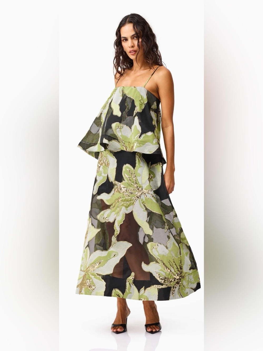 Elliatt Elysia Tiered Gown - Picture 3 of 15